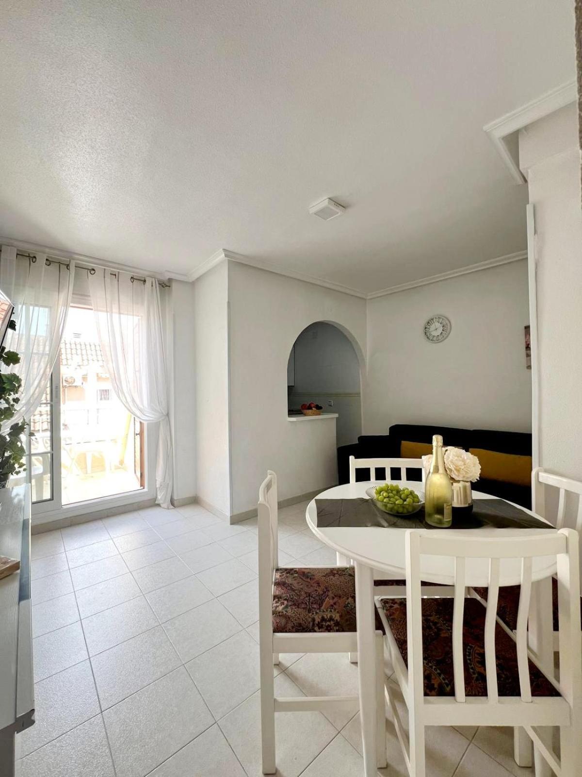 Holiday Apartment Торрев'єха Екстер'єр фото
